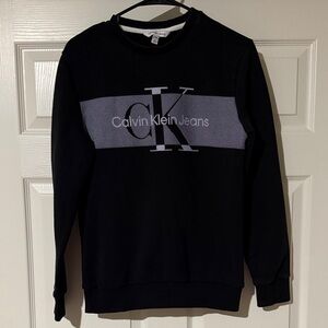 Retro Calvin Klein Black and Gray Crewneck Sweater